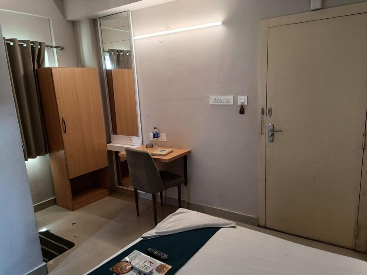 כלכותה Hotel Mayfair Tower מראה חיצוני תמונה