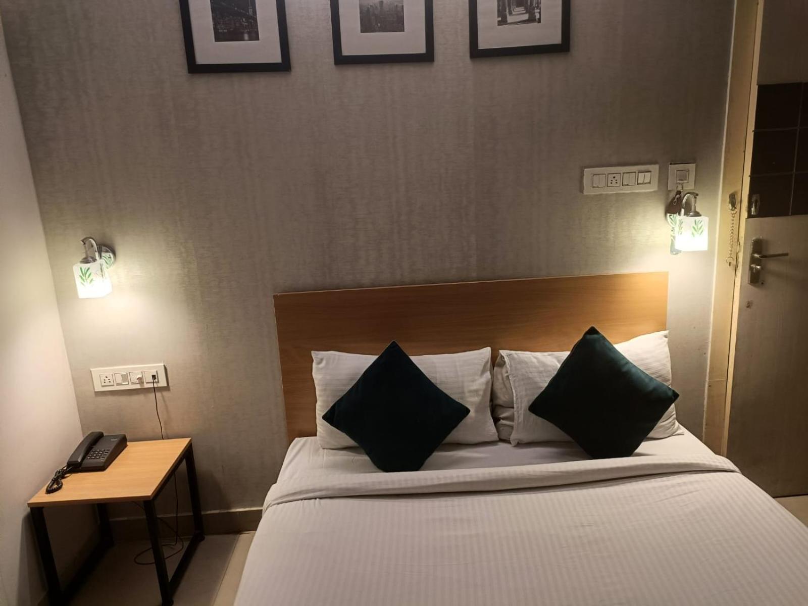 כלכותה Hotel Mayfair Tower מראה חיצוני תמונה