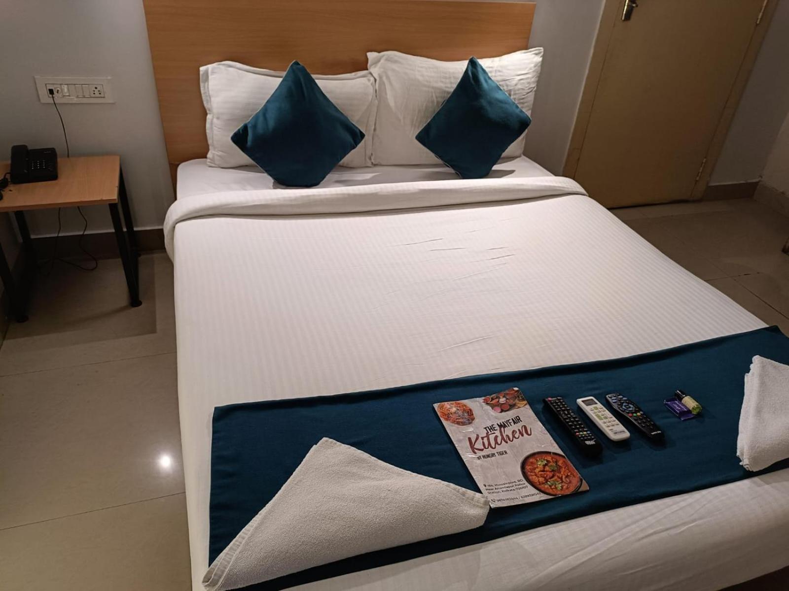 כלכותה Hotel Mayfair Tower מראה חיצוני תמונה
